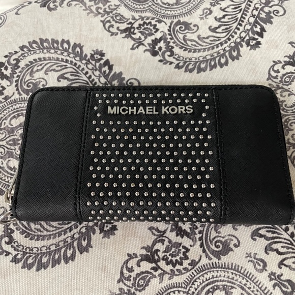 Woman’s wallets - Picture 2 of 4